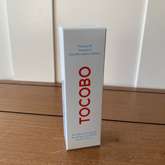 TOCOBO Bio Watery Sun Screen SPF 50 - Picture 3 of 4